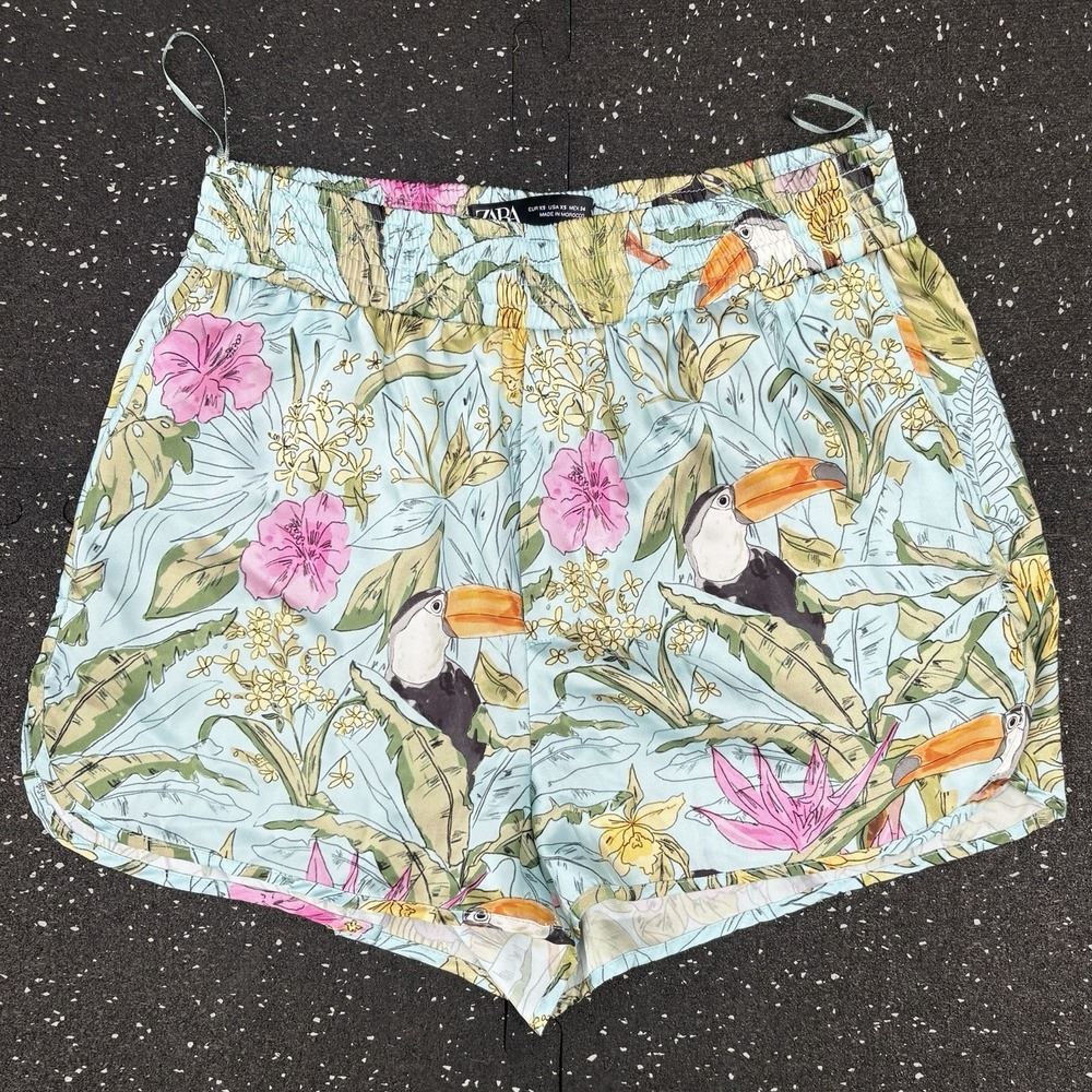 Zara Shorts Tropical Toucan Size XS Floral Print Classic Fit